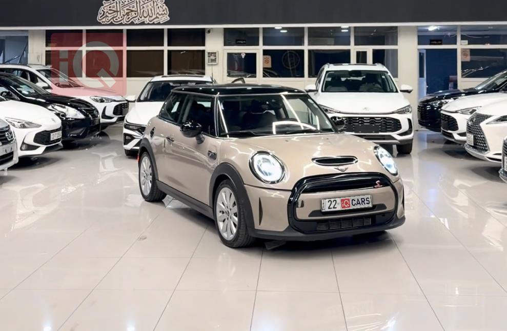 https://cdn.iqcars.io7ed71d96-ccde-4795-9627-f0a1f460f73b_0.jpg